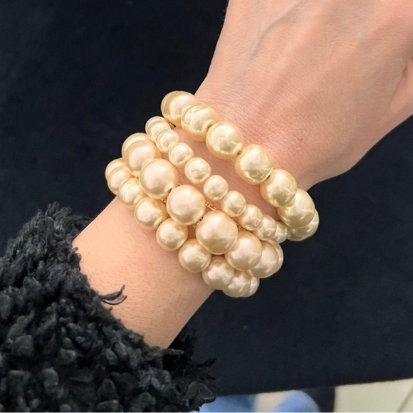 ✨Gorgeous Miriam Haskell Four-Strand Pearls Bracelet - Picture 4 of 4